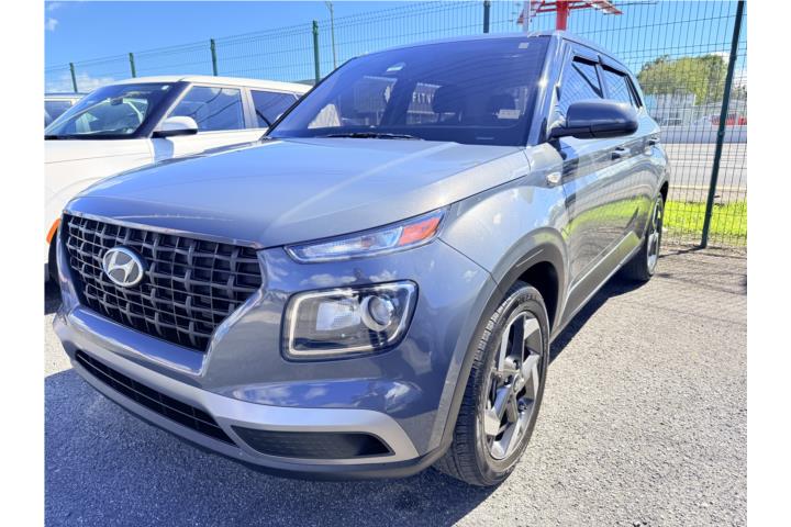 2024 Hyundai Venue - 7K Millas