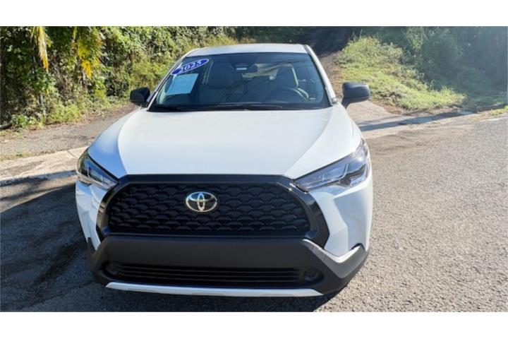 TOYOTA COROLLA CROSS LE 2025