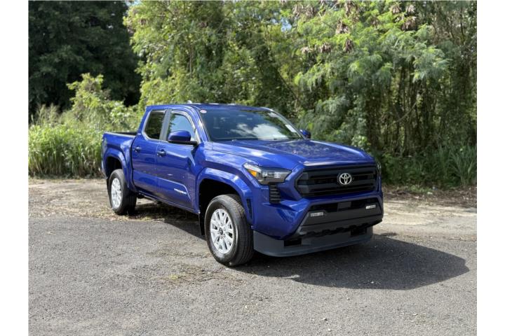 2024 Toyota Tacoma SR5 SOLO 19k Millas
