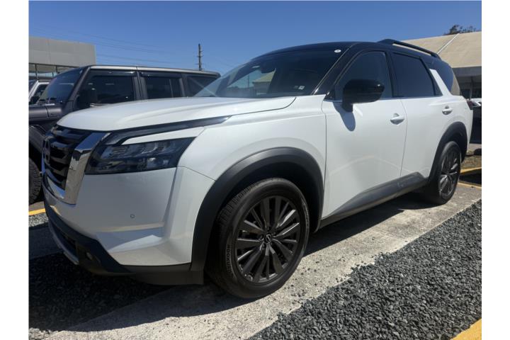 Nissan Pathfinder SL 2025