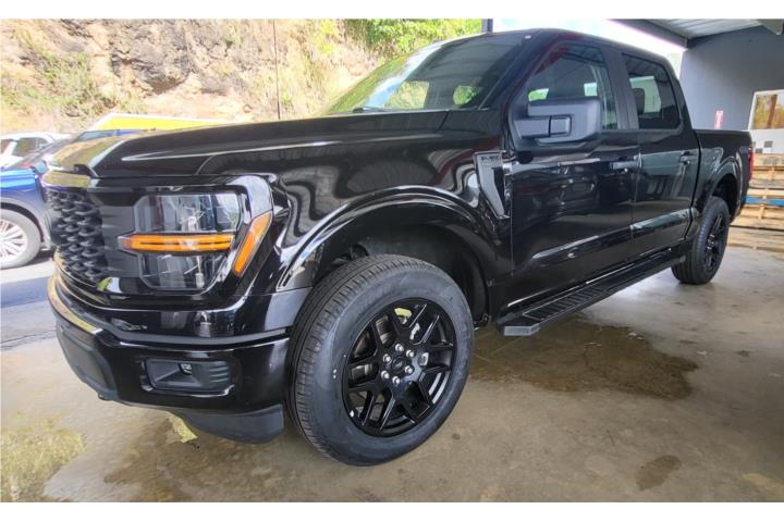 2024 Ford F-150 STX Negra