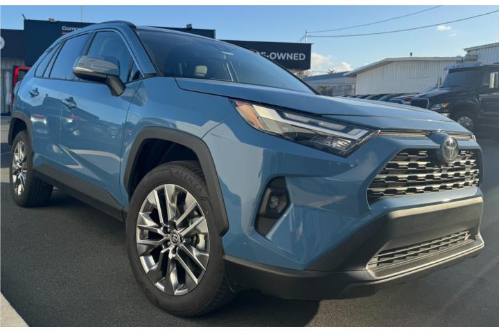 Toyota Rav4 XLE Premium 2025