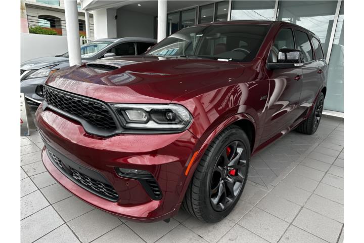 Dodge Durango SRT 6.4L V8 AWD 475 HP