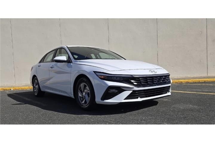 Hyundai Elantra del 2024