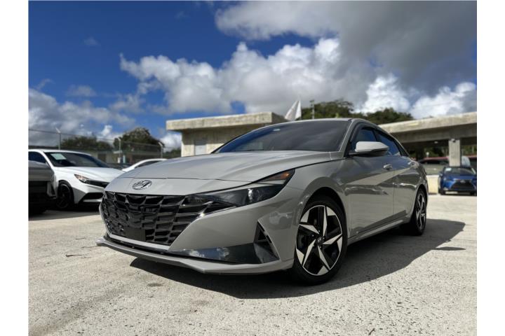 Hyundai Elantra Limited del 2023