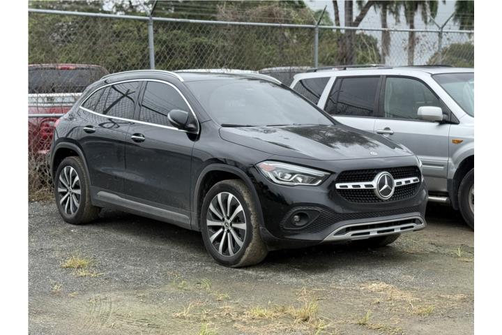 2023 Mercedes-Benz GLA 250 Premium Package