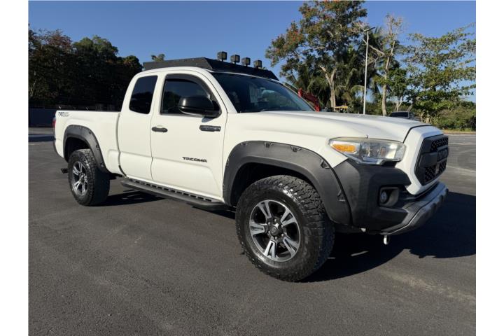 Toyota Tacoma SR 2019 CERTIFICADA