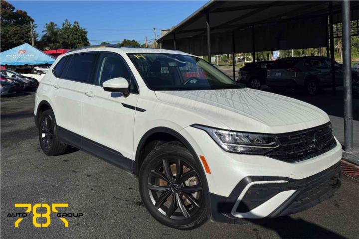 Volkswagen Tiguan SE Leather Panoramic 3 Rows 2 Keys