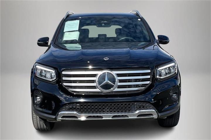 2025 Mercedes-Benz GLB 250