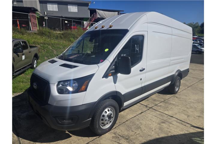 Ford Transit 350 HD 2026 H/R Extendida Blanca