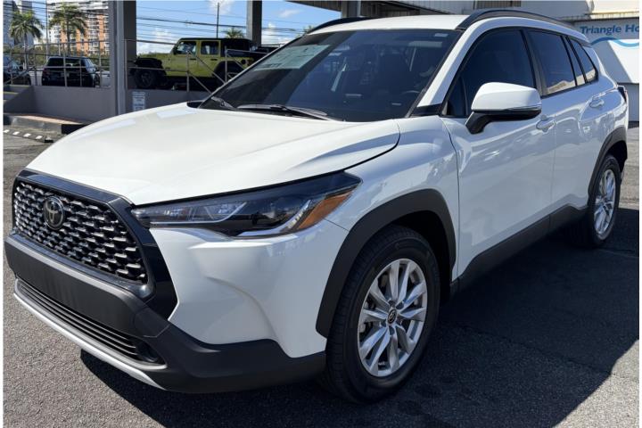 TOYOTA COROLLA CROSS LE