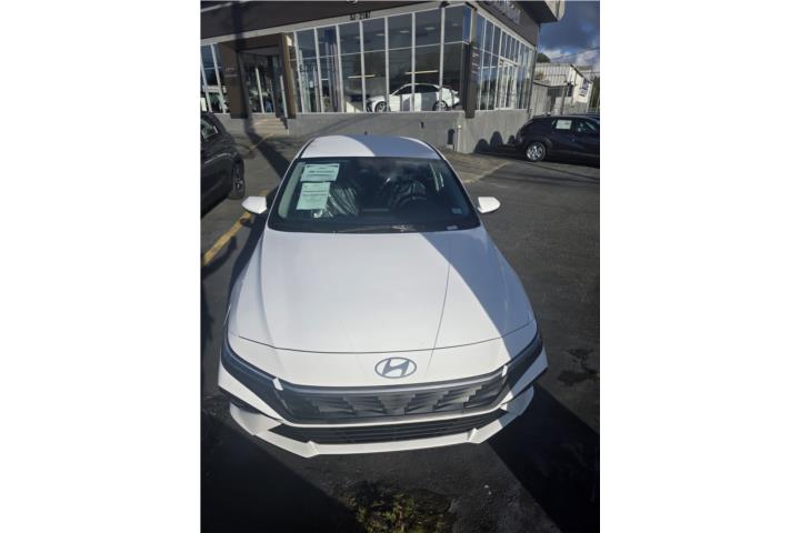 Hyundai Elantra SE 2026