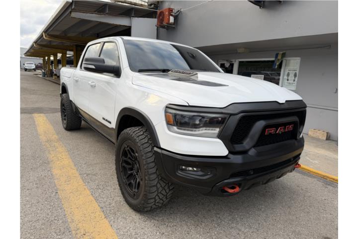RAM 1500 REBEL ECODIESEL 2021 EN OFERTA