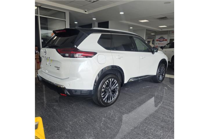 LLEGO NISSAN ROGUE PLATINUM 2026