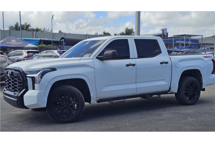 TOYOTA TUNDRA TRD 2023