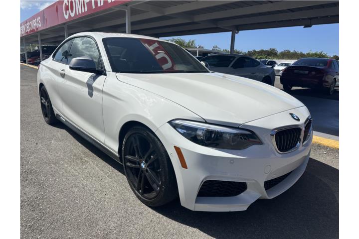 BMW M 240i 2018 (SOLO 23K MILLAS)