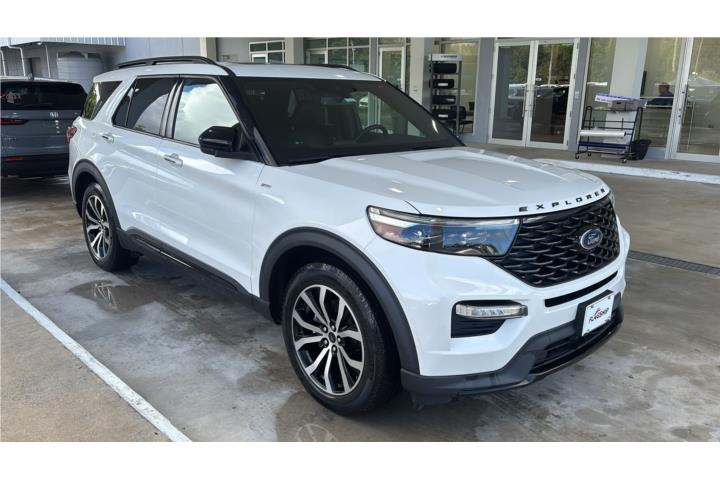 2022 Ford Explorer ST-Line