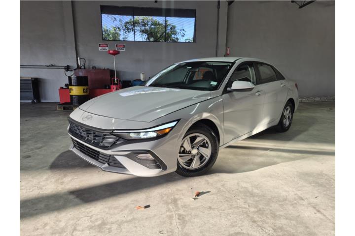 HYUNDAI ELANTRA 2024 / Caguas