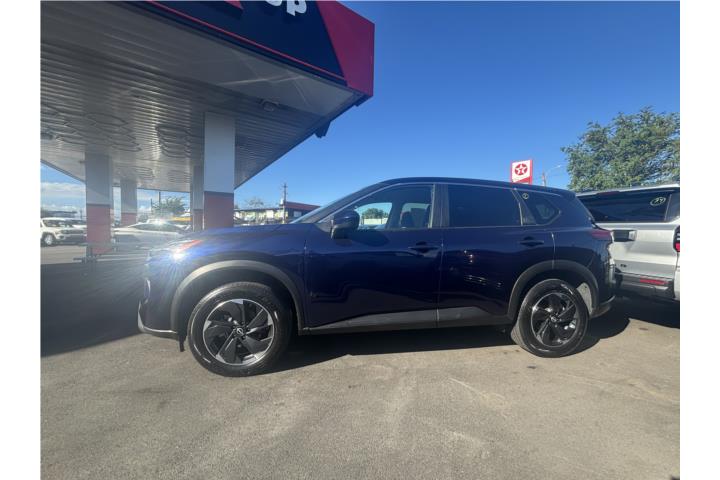 NISSAN ROGUE SV 2024