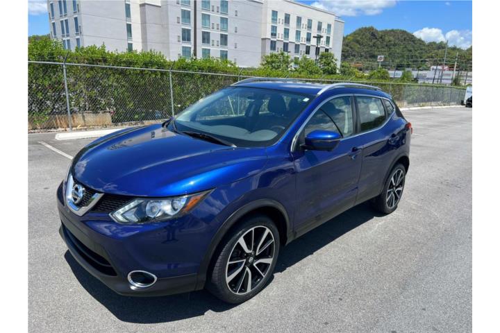 Nissan Rogue Sport 2017 (POCO MILLAJE)