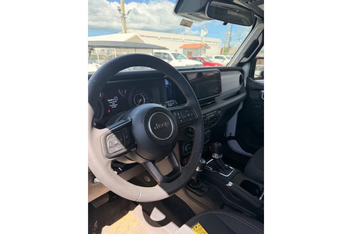 2024 Jeep Wrangler Willys 2 Puertas Pocas Millas