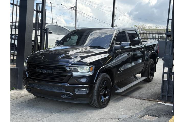 2019 RAM 1500 Laramie Blacktop V8