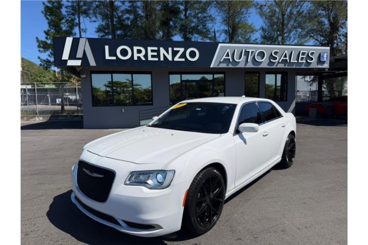 Chrysler 300 2019