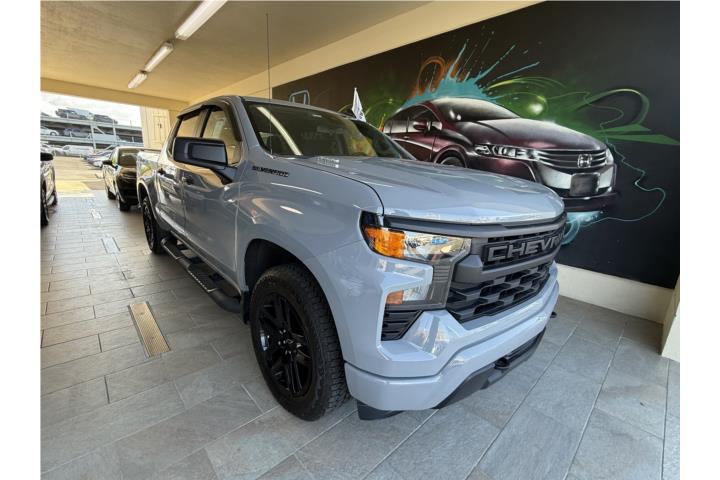 2024 Chevrolet Silverado 2K Millas