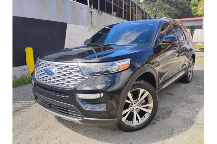 Ford Explorer Platinum AWD 3 Filas de Asiento