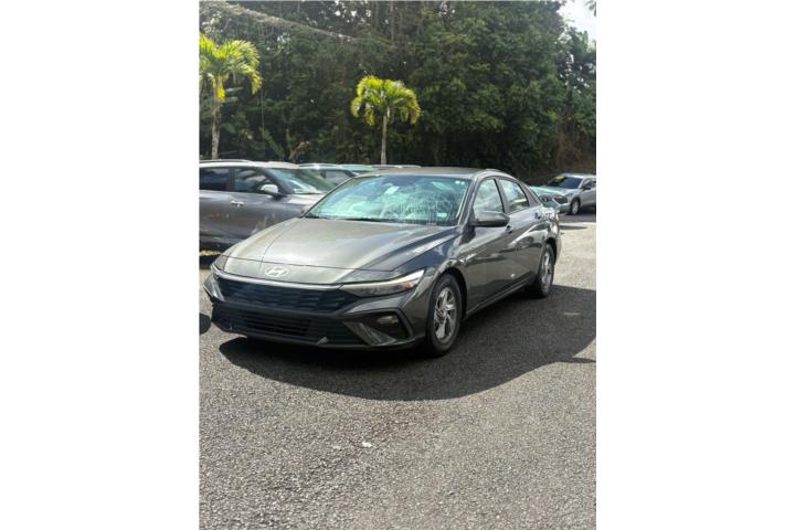 2025 Hyundai Elantra varios colores
