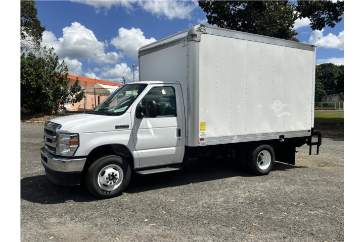Ford E350 Camion del 2026