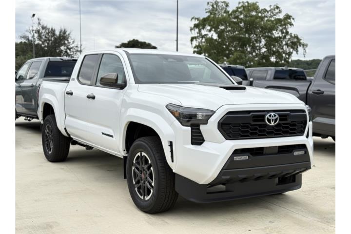 TOYOTA TACOMA TRD SPORT 4x2 2025