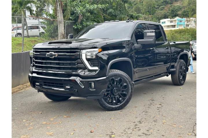 CHEVROLET SILVERADO 2500 HIGH COUNTRY 4X4