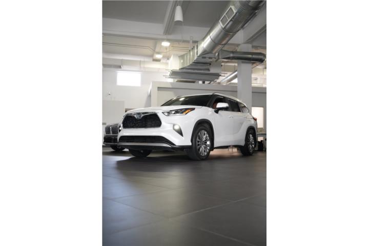 2024 TOYOTA HIGHLANDER PLATINUM HYBRID