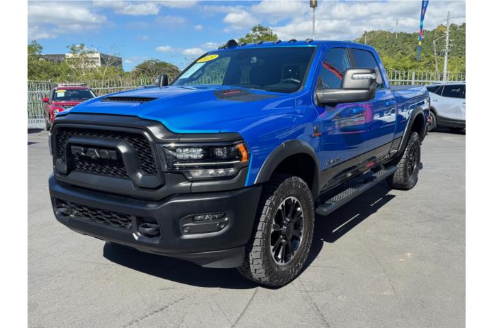 RAM Rebel 2500 4x4 2023 ¡Como Nueva!