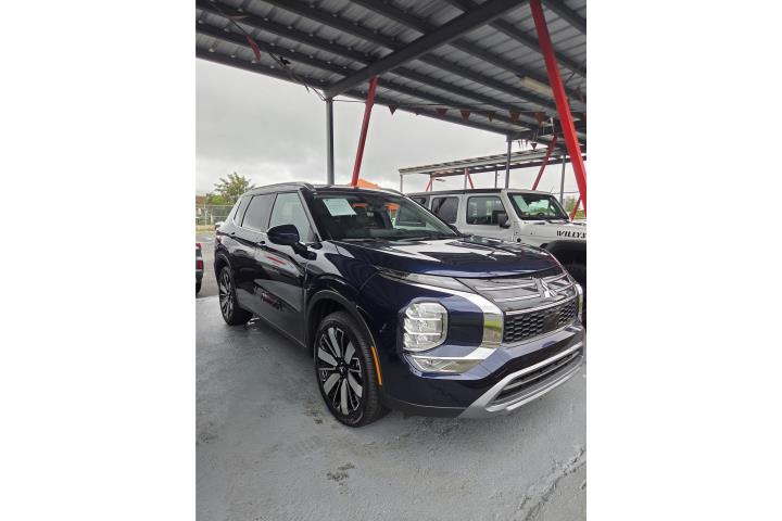 Mitsubishi Outlander SE 2025