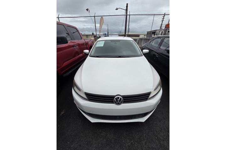 Volkswagen Jetta SE 2011