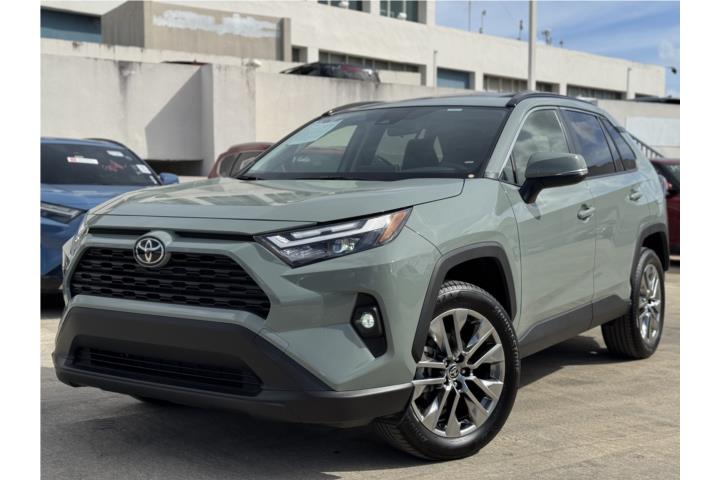 TOYOTA RV4 XLE PREMIUM 2025