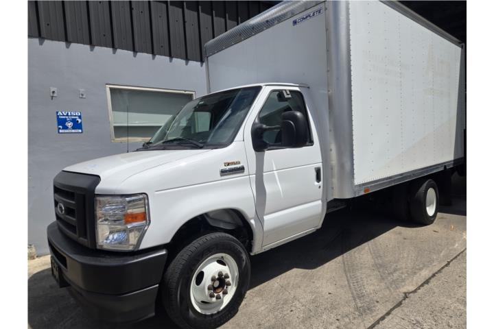 Ford E-350 Cutaway 14Ft