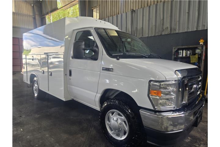 Ford E350 Econoline Utility Service Body