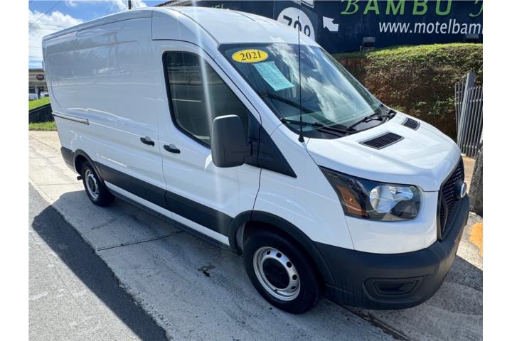 Ford Transit T150 2021 Excelentes Condiciones