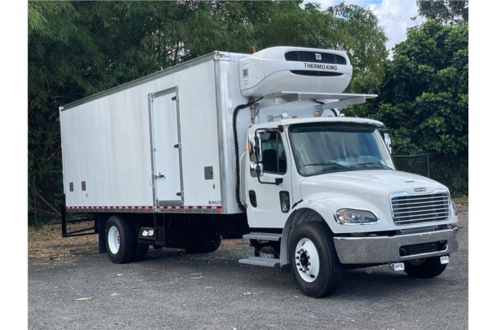 Freightliner M2 106 PLUS 2026