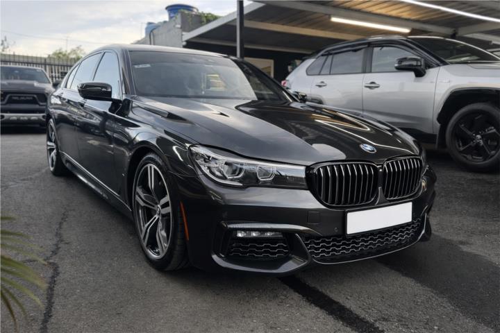 BMW 740i M Package 2018 (B58)