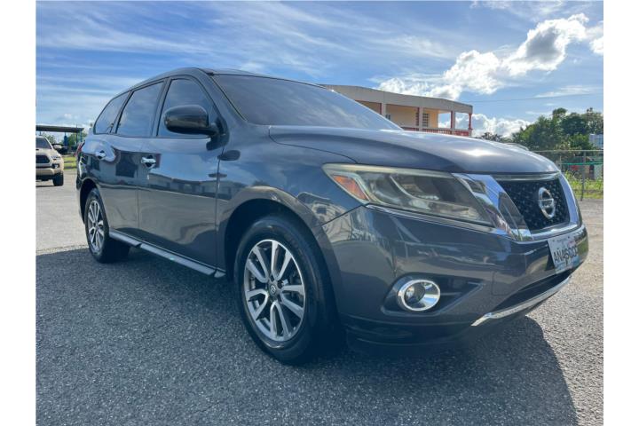 Nissan Pathfinder 2013 V6