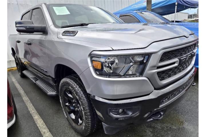 •BIGHORN V8 PANTALLA LARGA•