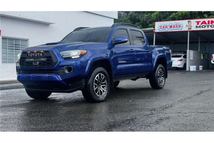 TOYOTA TACOMA TRD SPORT AÑO 2022 XTRA CLEAN