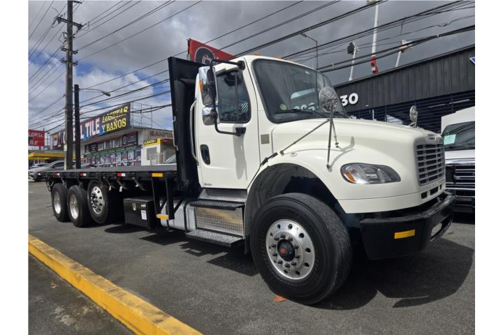 Freightliner Flat Bed 6x4 24FT