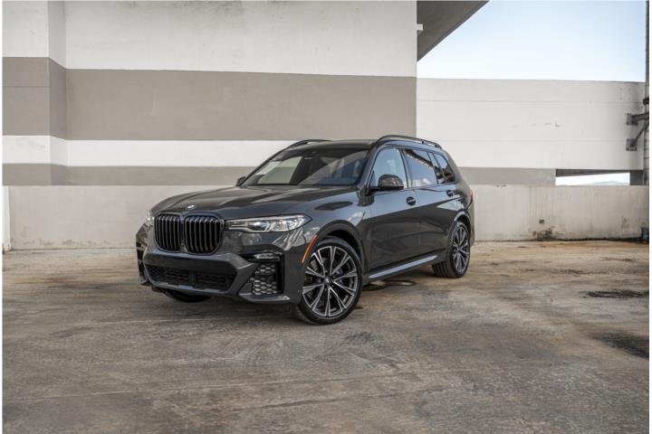 2022 BMW X7 M50i xDrive