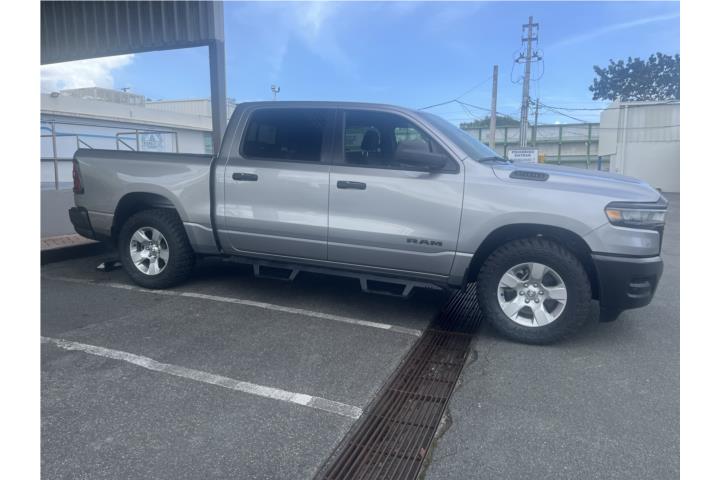 RAM1500 SST 4X4 9,339 millas