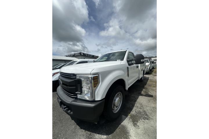 Ford XL 250